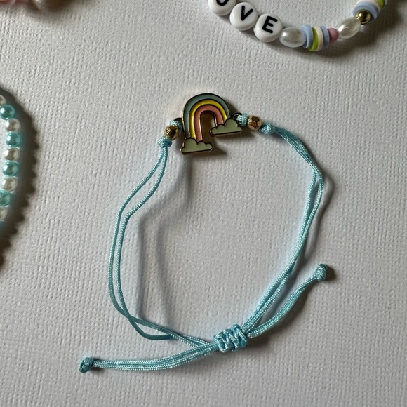 Taylor Swift 1989 5 bracelet bundle - Picture 6 of 7